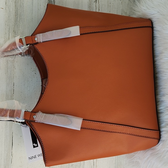 NWT NINE WEST DIANTHA CARRYALL SHOULDER BAG WITH WRISTLET - Picture 10 of 16